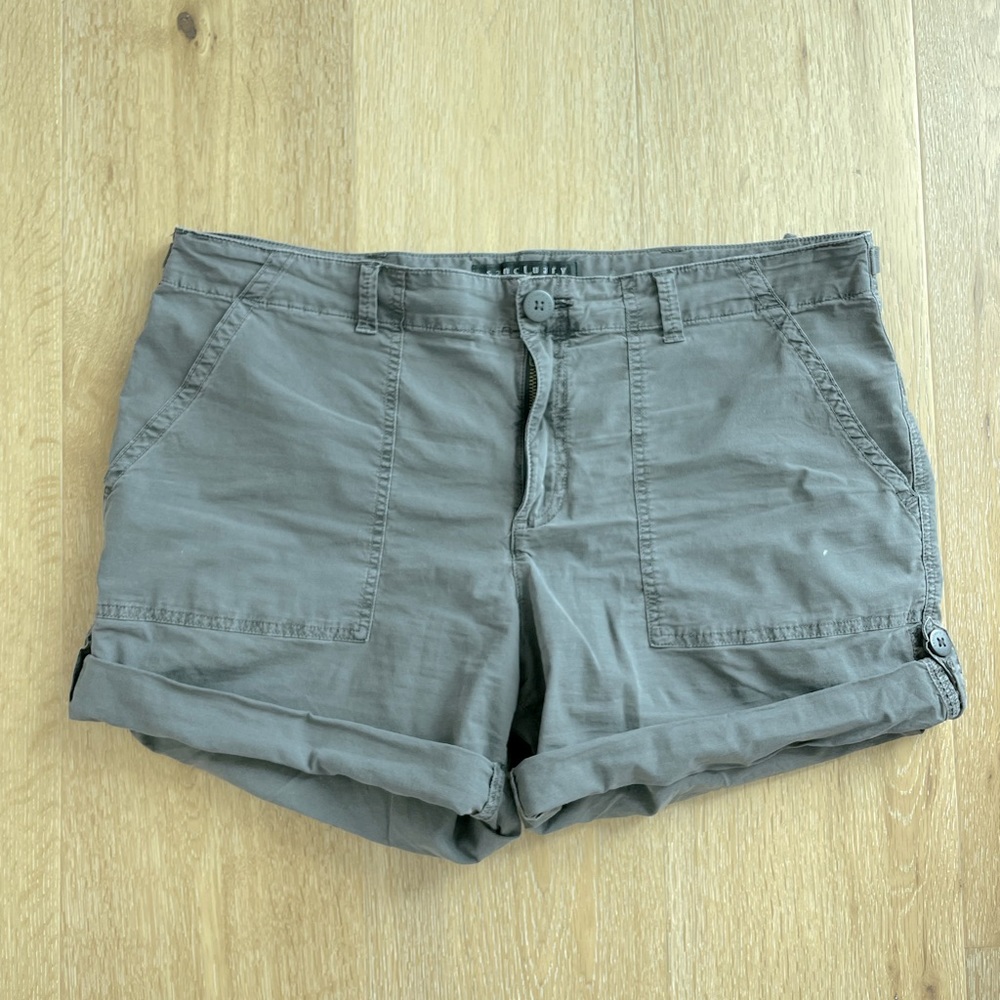 Sanctuary Gray Cuffed Cargo Shorts| Size 31